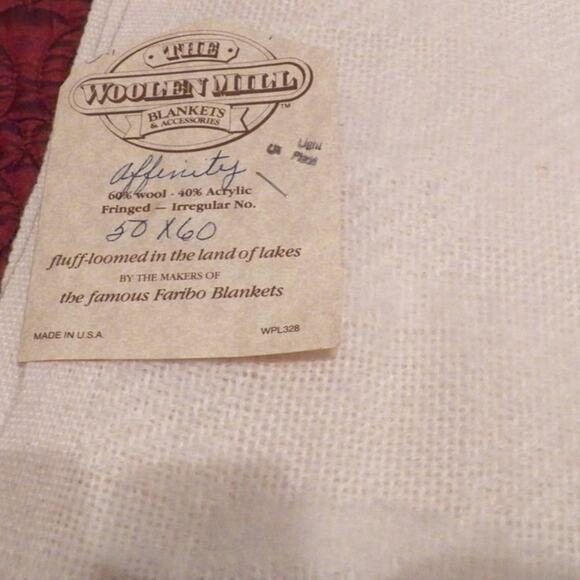 Vintage Faribo Throw Blanket, Cream Fringed Wool & Acrylic, Minnesota USA Made - Picture 4 of 5